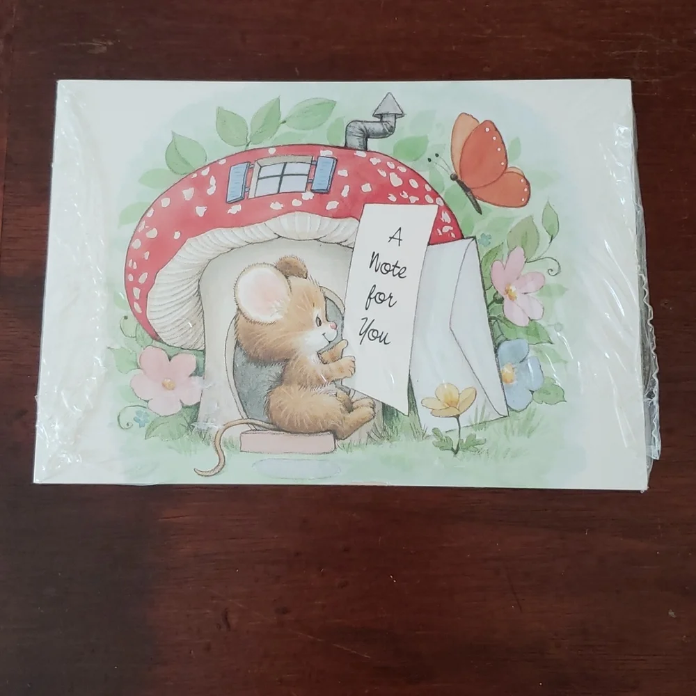 NWT 1988 Current Mouse & Mushroom Post Cards